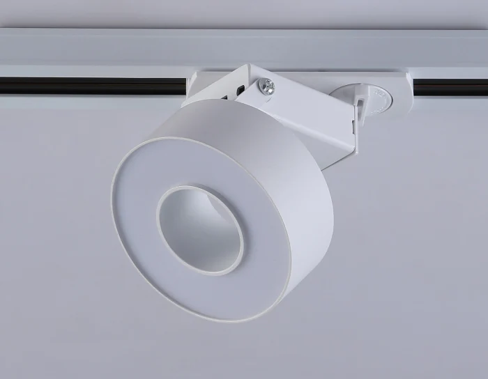 Трековый однофазный светодиодный светильник Ambrella light GL6861