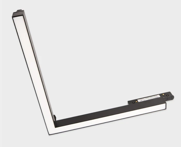 Светильник трековый ITALLINE IT012-5044 black 3000K