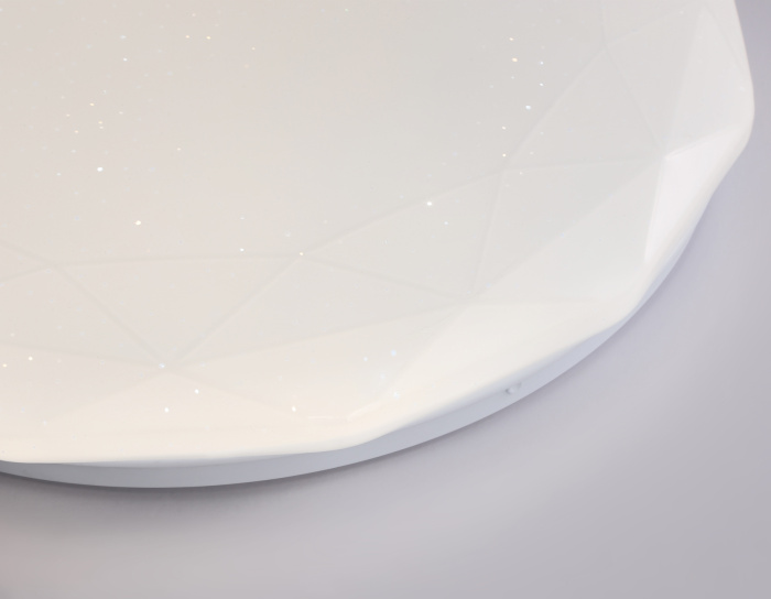 Светодиодный светильник RGB с пультом управления Ambrella light FZ417