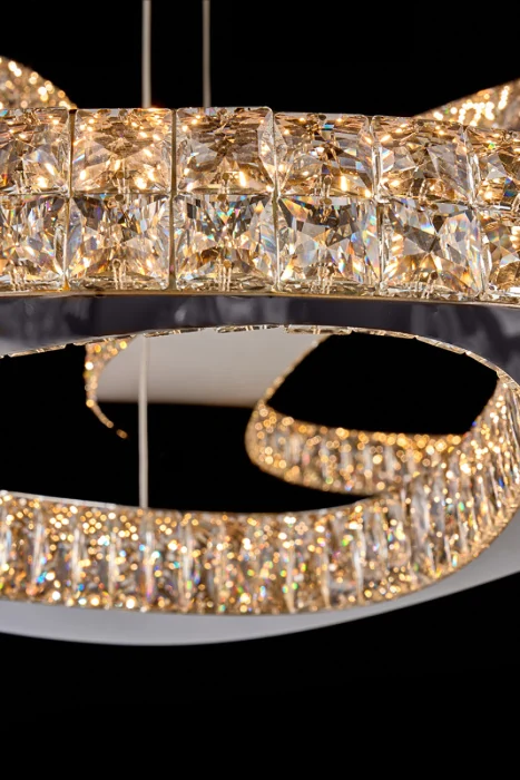 Подвесной светильник Leon Veronique LE3030/850-3F CH