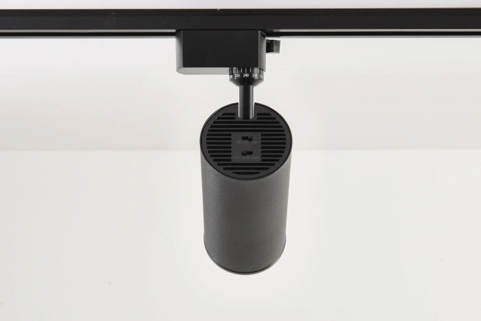 Трековый светильник однофазный Crystal Lux CLT 0.31 021 BK 3CCT ZOOM