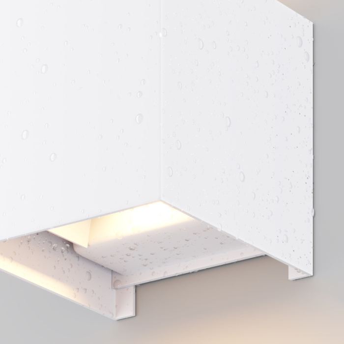 Уличный настенный светильник Maytoni Fulton O572WL-L6W