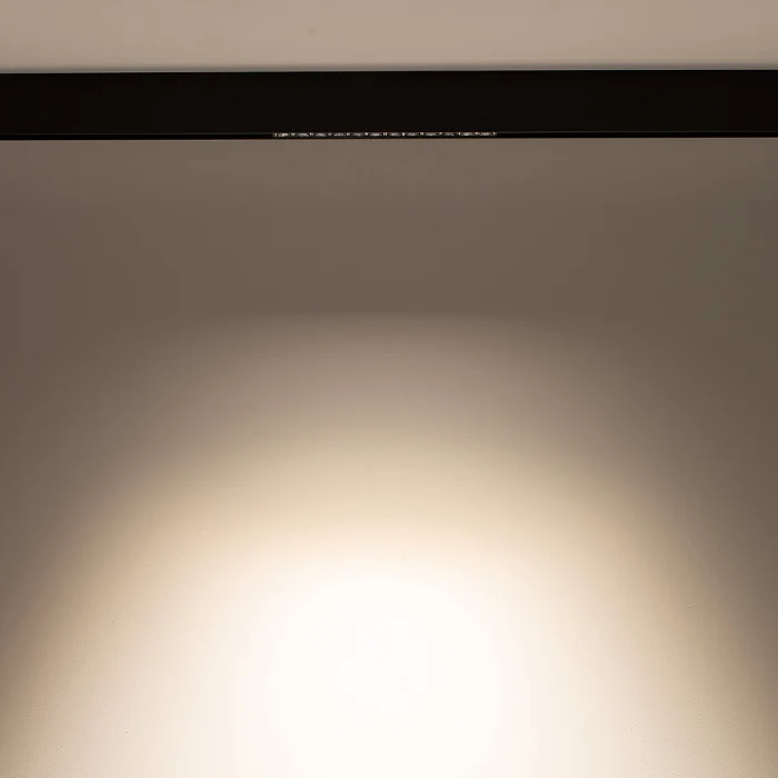 Трековый магнитный светильник Nowodvorski Focus Led Black 10144