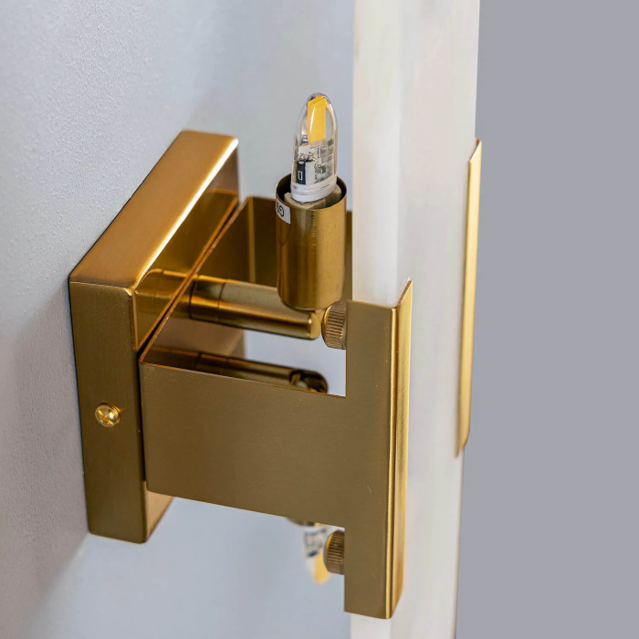 Настенный светильник Delight Collection Wall lamp OWB2104 gold