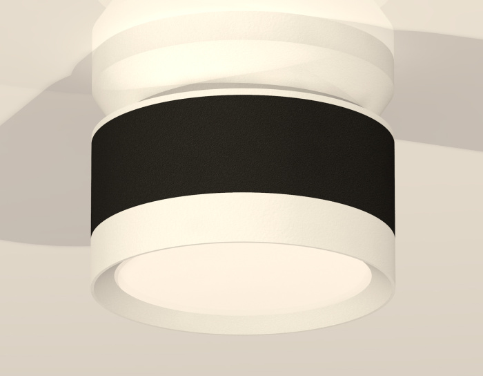 Комплект накладного светильника Ambrella light XS8102045