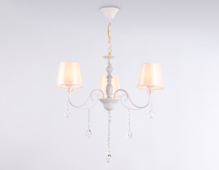 Подвесная люстра с абажуром и хрусталем Ambrella light TR4601