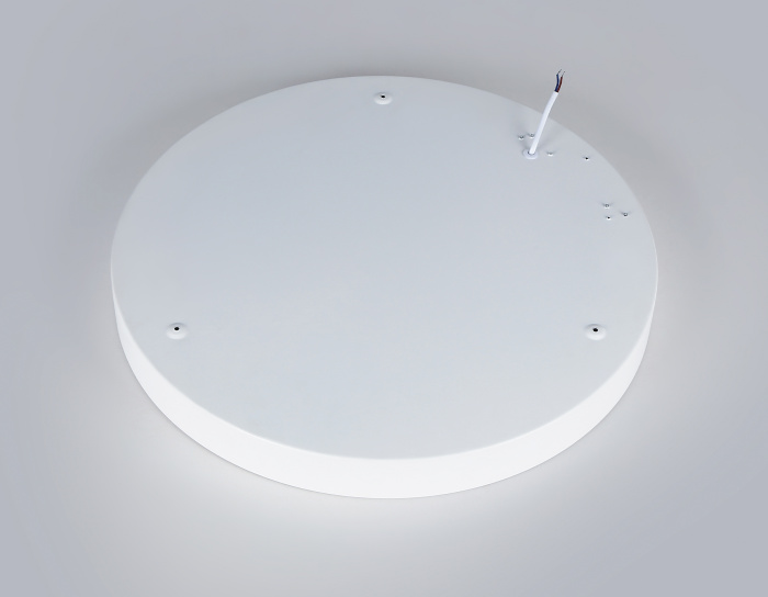 Потолочный светодиодный светильник с пультом Ambrella light FZ1401