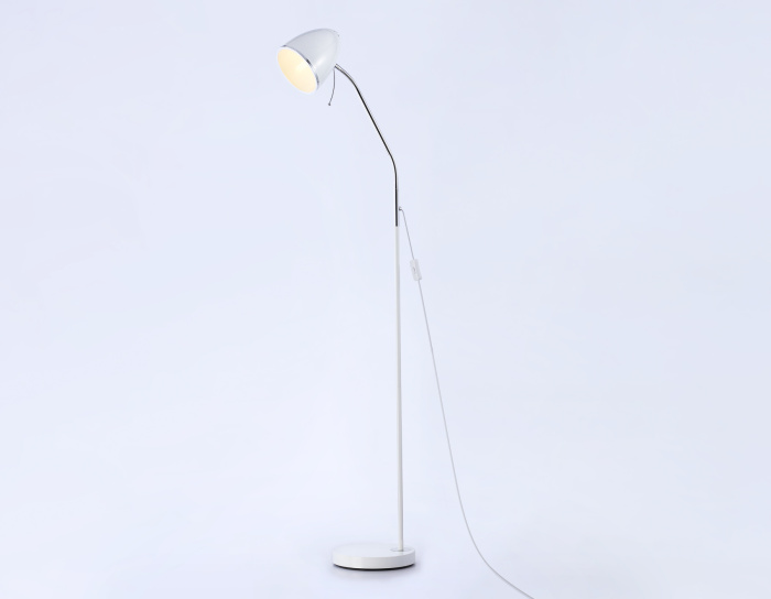 Светильник напольный с выключателем на проводе Ambrella light TR97680