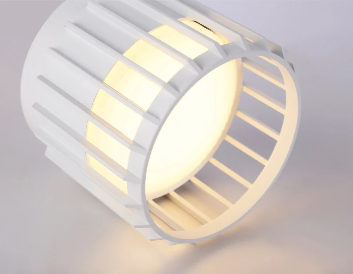 Накладной светильник со сменной лампой GX53 Ambrella light TN71151