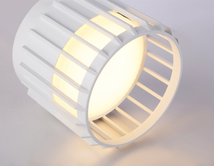 Накладной светильник со сменной лампой GX53 Ambrella light TN71151