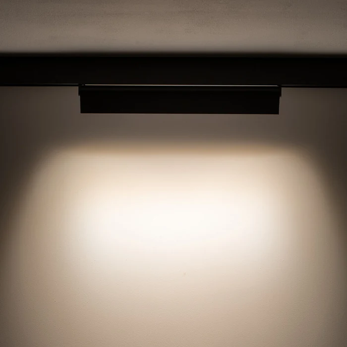Трековый магнитный светильник Nowodvorski Focus Led Black 10151