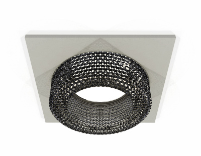 Комплект встраиваемого светильника с композитным хрусталем Ambrella light XC7633021