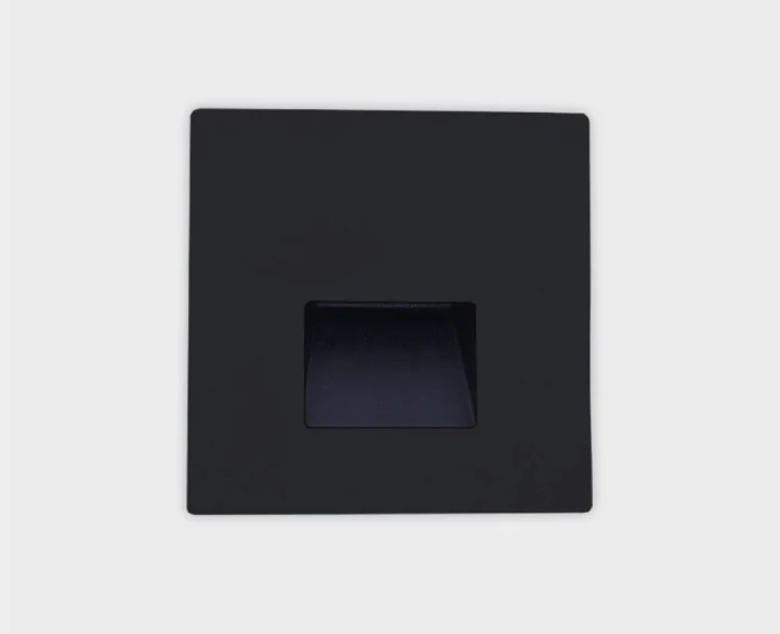 Передняя панель для светильника ITALLINE IT015-0302 black