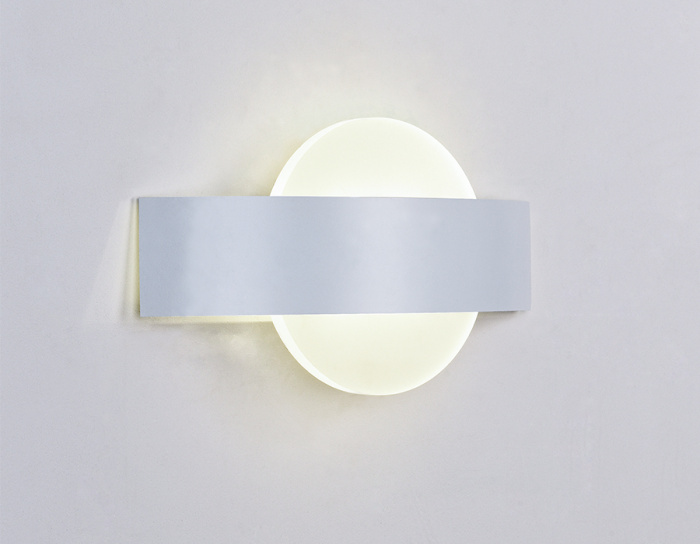 Настенный светодиодный светильник с акрилом Ambrella light FW201