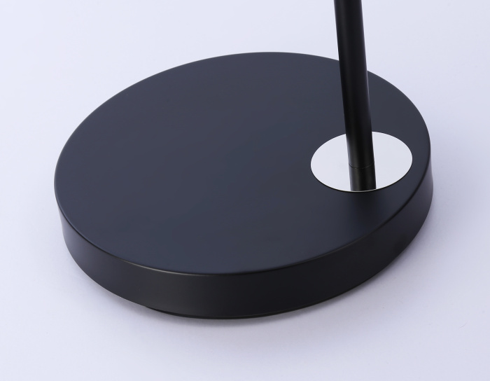 Светильник напольный с выключателем на проводе Ambrella light TR97681