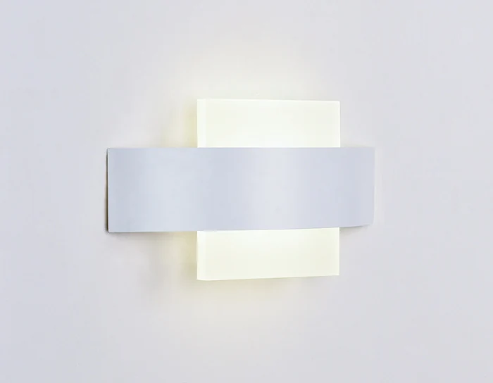 Настенный светодиодный светильник с акрилом Ambrella light FW202