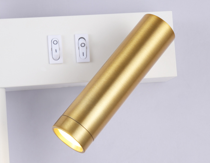 Настенный светодиодный светильник с выключателем на корпусе Ambrella light FL5207
