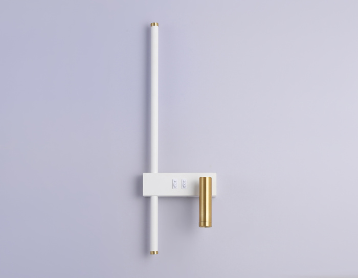 Настенный светодиодный светильник с выключателем на корпусе Ambrella light FL5207