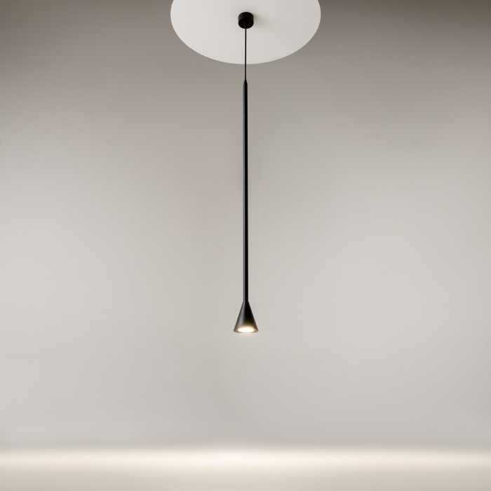 Подвесной светильник Maytoni Arrow P064PL-01B-1