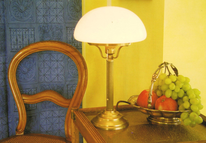 Настольная лампа Berliner Messinglampen Z1-100opB