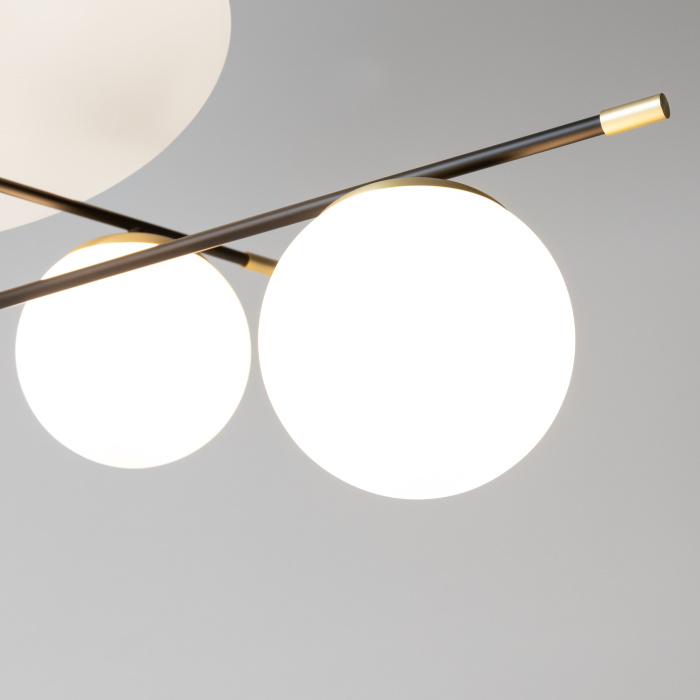 Потолочный светильник Maytoni Nostalgia MOD048CL-06G