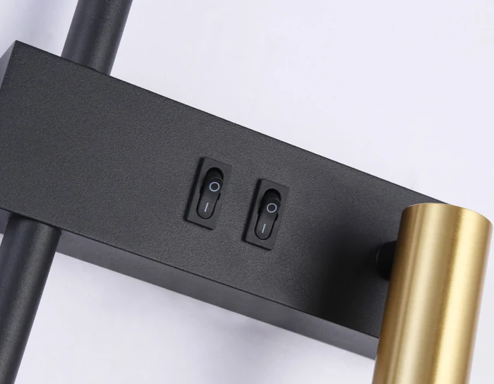 Настенный светодиодный светильник с выключателем на корпусе Ambrella light FL5209