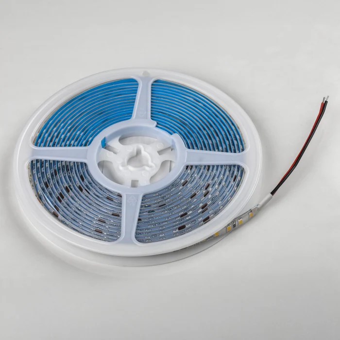Лента теплого белого свечения 24V 420853