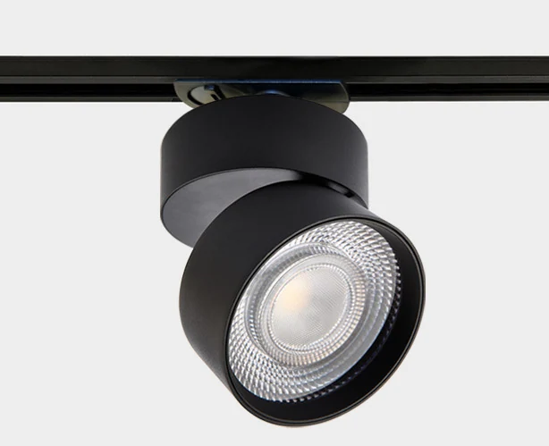 Светильник трековый ITALLINE IT02-011 black 3000K + IT08-8017 black