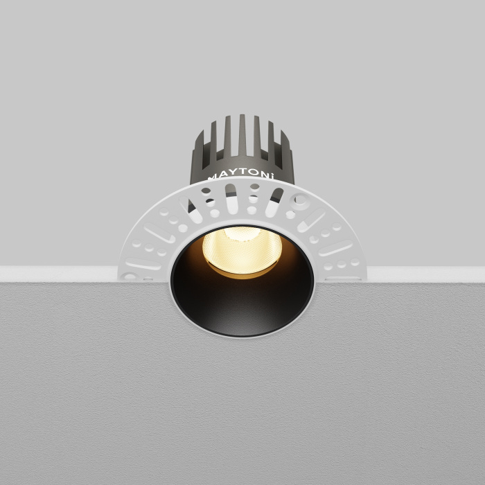 Встраиваемый светильник Maytoni Dip DL119-10W-2.7K-TRS-B