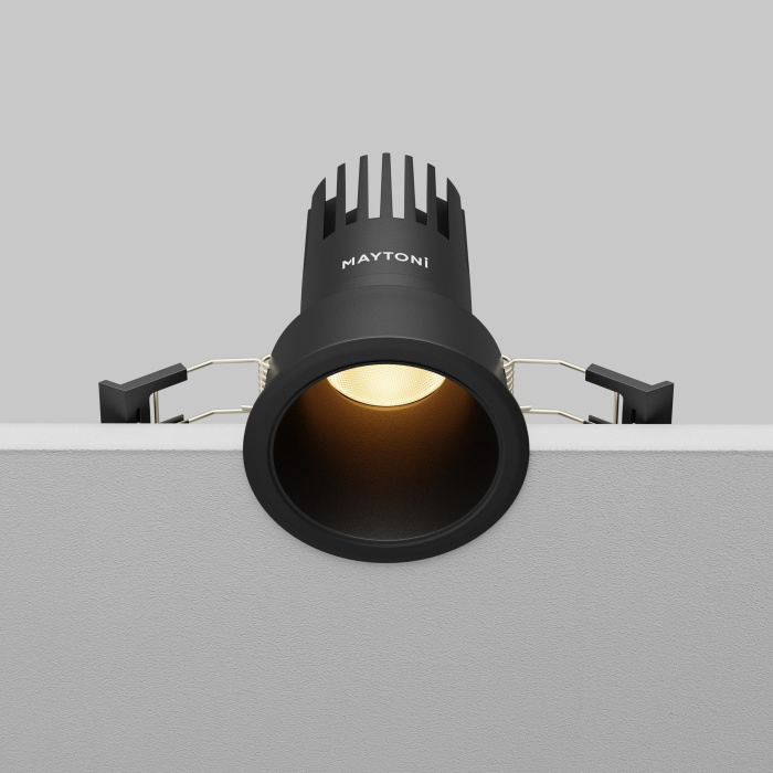 Встраиваемый светильник Maytoni Dip DL116-10W-2.7K-B