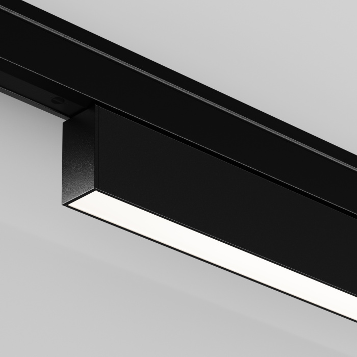 Трековый светильник Maytoni Basis TR192-1-21W4K-B