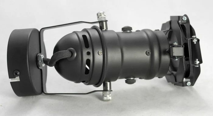 Трековый светильник THORNTON LSP-9838-TAW