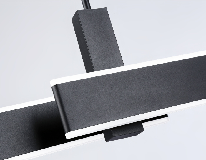 Подвесной светодиодный светильник Ambrella light FA6667