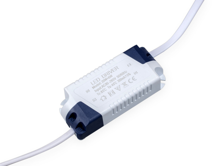 Встраиваемый cветодиодный светильник с регулируемым крепежом и подсветкой Ambrella light DCR307