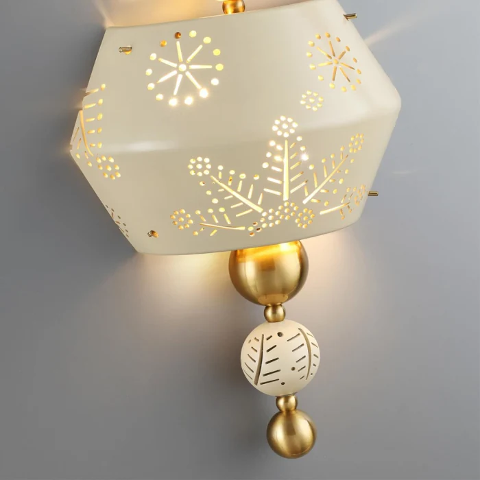 Настенный светильник Odeon Light Karelia 5444/1WA