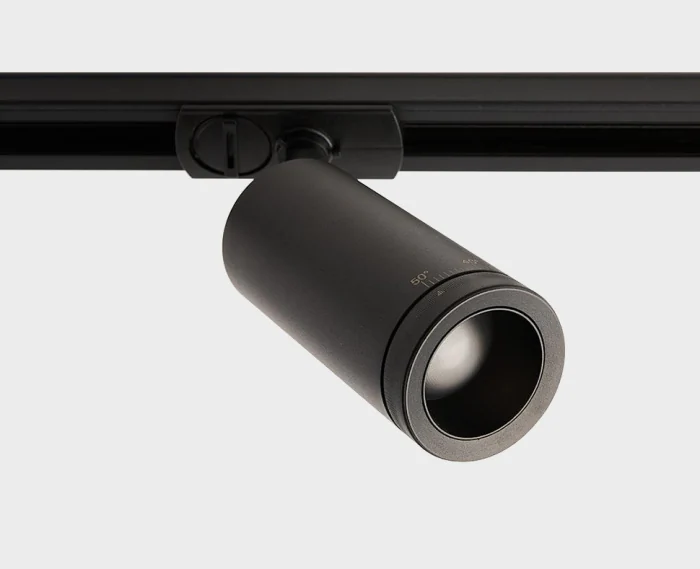 Светильник трековый ITALLINE IT02-021 black 3000K