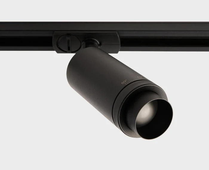Светильник трековый ITALLINE IT02-021 black 3000K