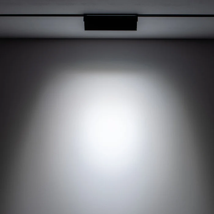 Трековый магнитный светильник Nowodvorski Focus Led Black 10646