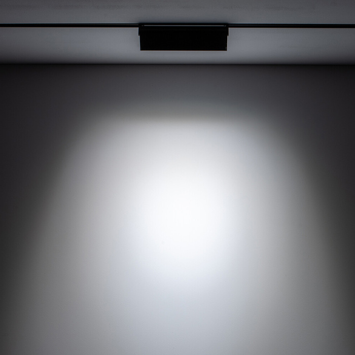 Трековый магнитный светильник Nowodvorski Focus Led Black 10646