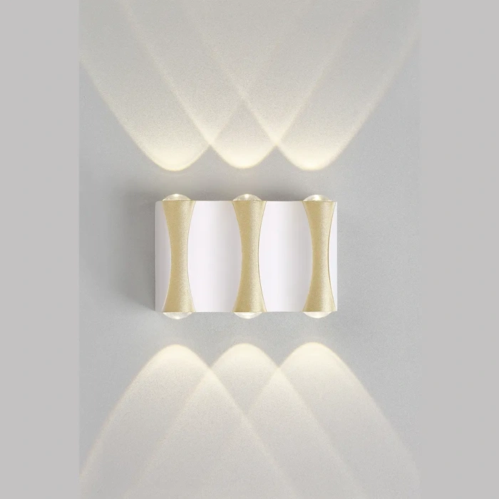 Бра Crystal Lux CLT 022W3 WH-GO 4000K