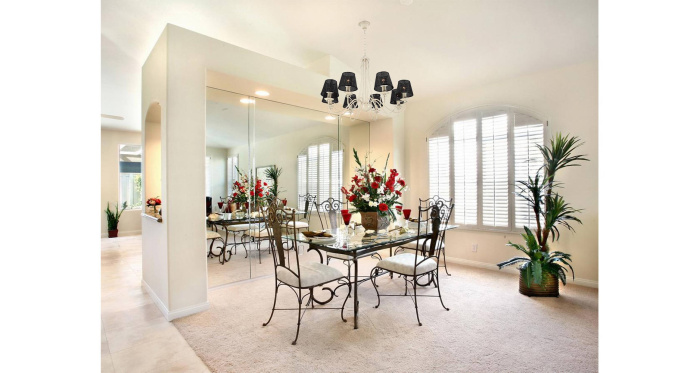 Люстра подвесная Lucia Tucci Bristol 890.8 ivory