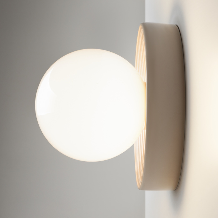 Бра Maytoni Careless MOD403WL-01BG