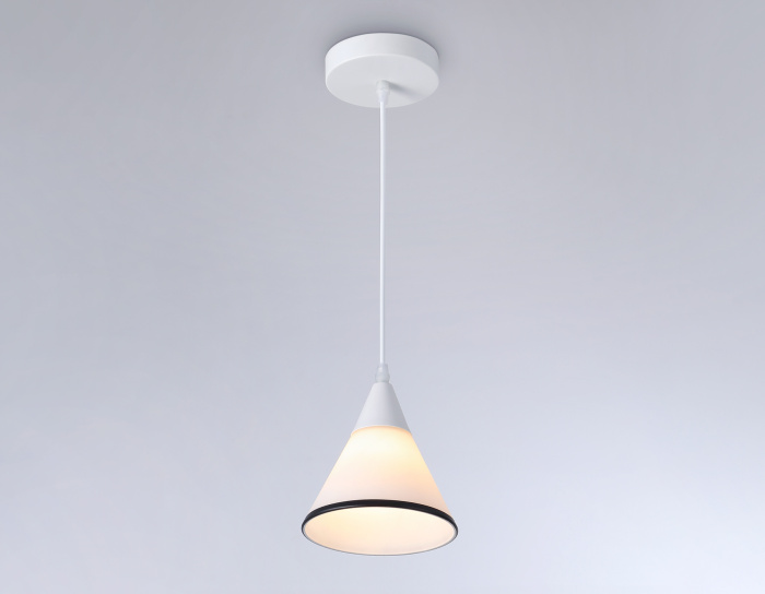Подвесной светильник Ambrella light TR3166