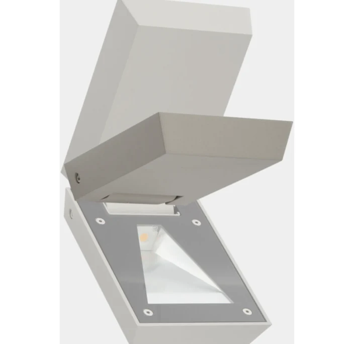 Уличный прожектор Leds C4 05-E106-34-CL