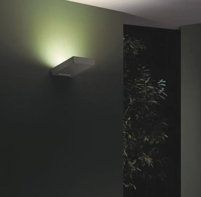 Уличный прожектор Leds C4 05-E106-34-CL