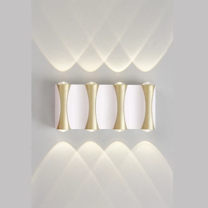Бра Crystal Lux CLT 022W4 WH-GO 4000K