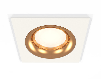 Комплект встраиваемого светильника Ambrella light XC7631005