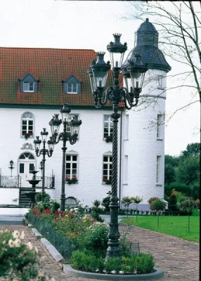 Уличный фонарь Robers AL 6561