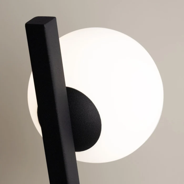 Бра Maytoni MOD175WL-01B