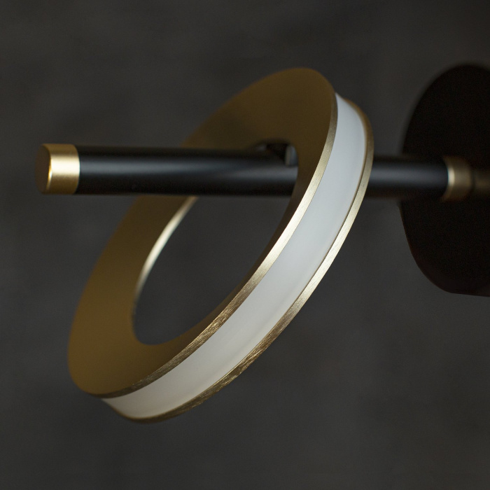 Бра Favourite 4322-1W